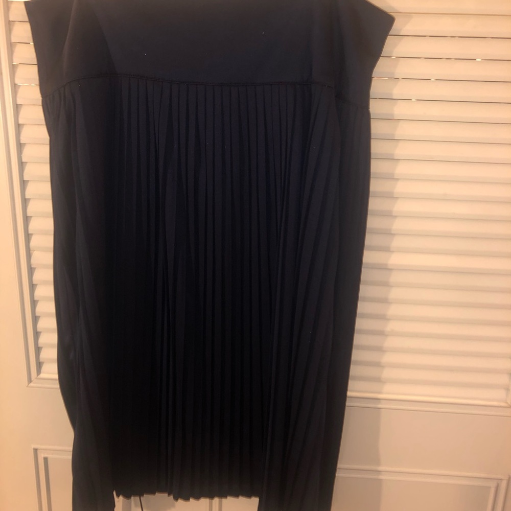 Navy blue pleated midi skirt size 16 a new day